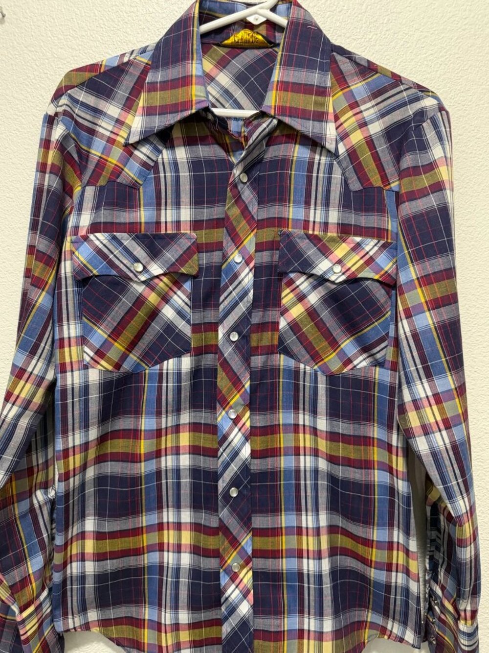 Attitude vintage blue plaid long sleeve pearl snap western top, Men's size Med